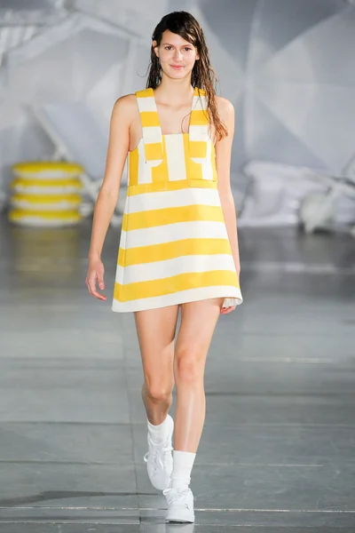 Look 22